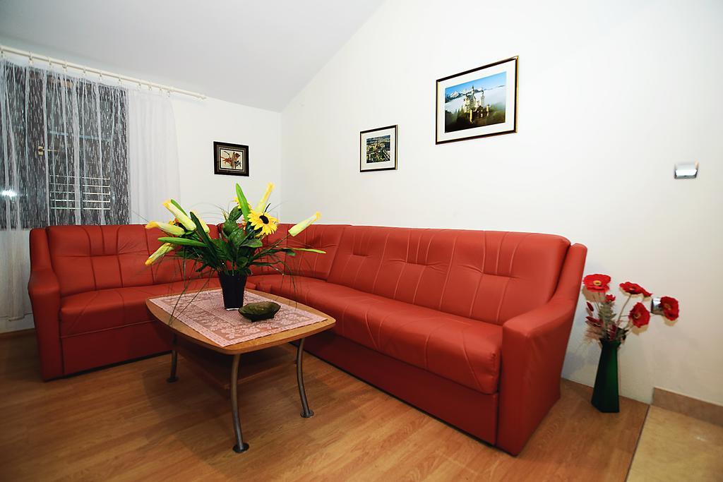 Apartments Bijuk Sukošan Kültér fotó